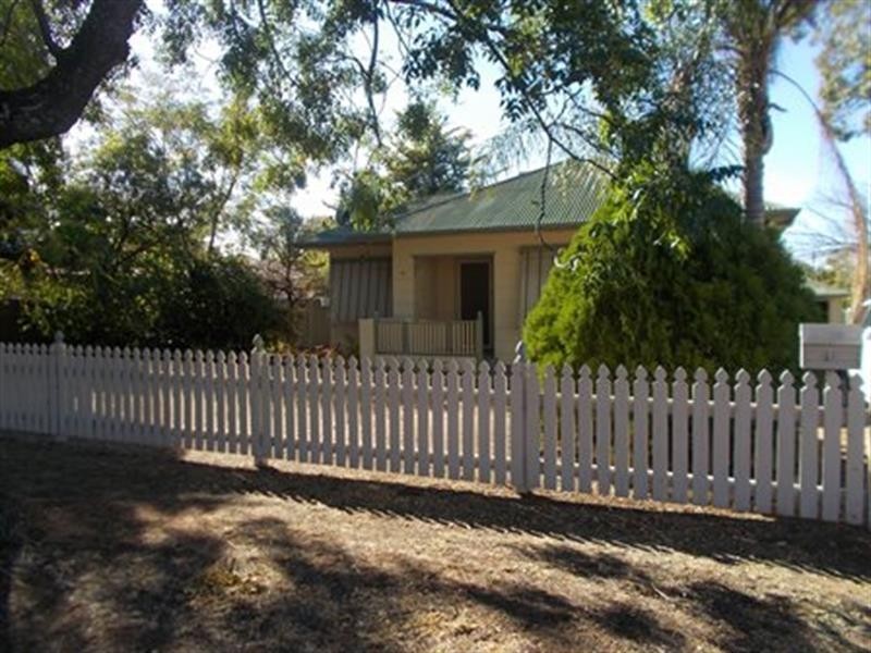 40 Bennett St, Dubbo NSW 2830
