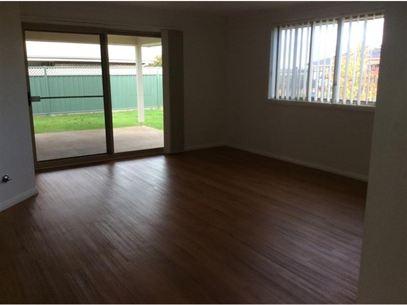 18 Loch Lomond Way, Dubbo NSW 2830