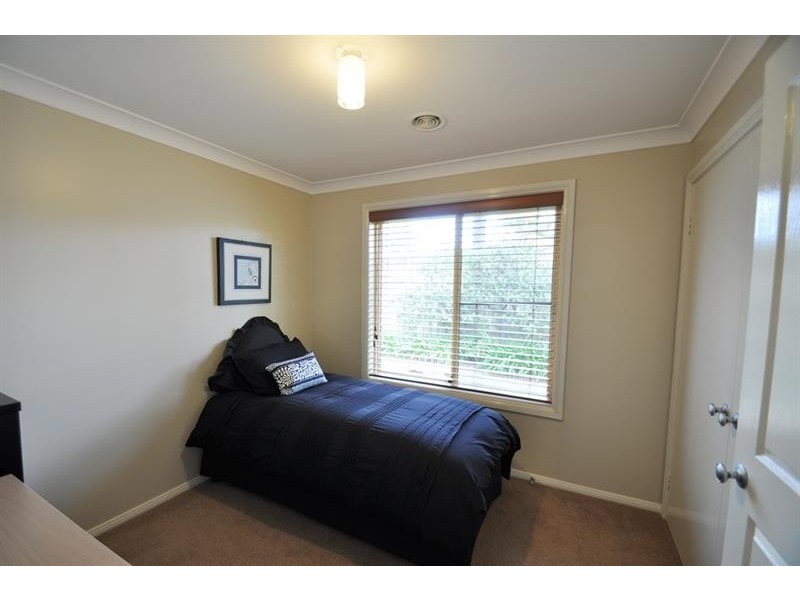 18 Christie  Cl, Dubbo NSW 2830
