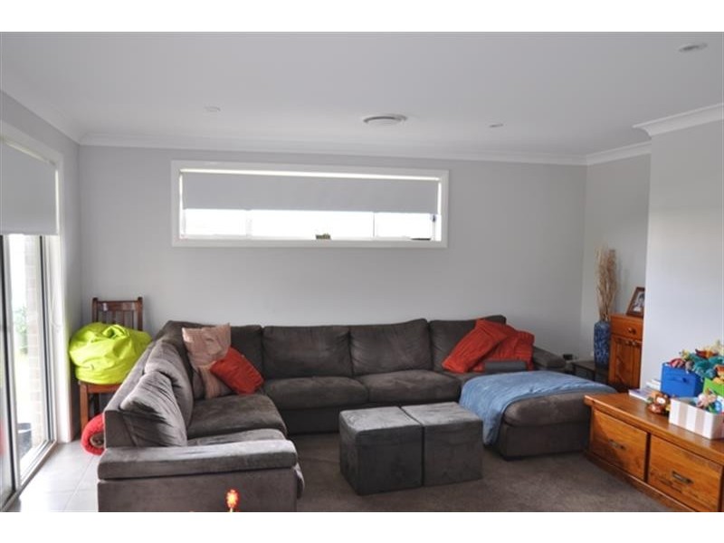 24 Loch Lomond  Way, Dubbo NSW 2830