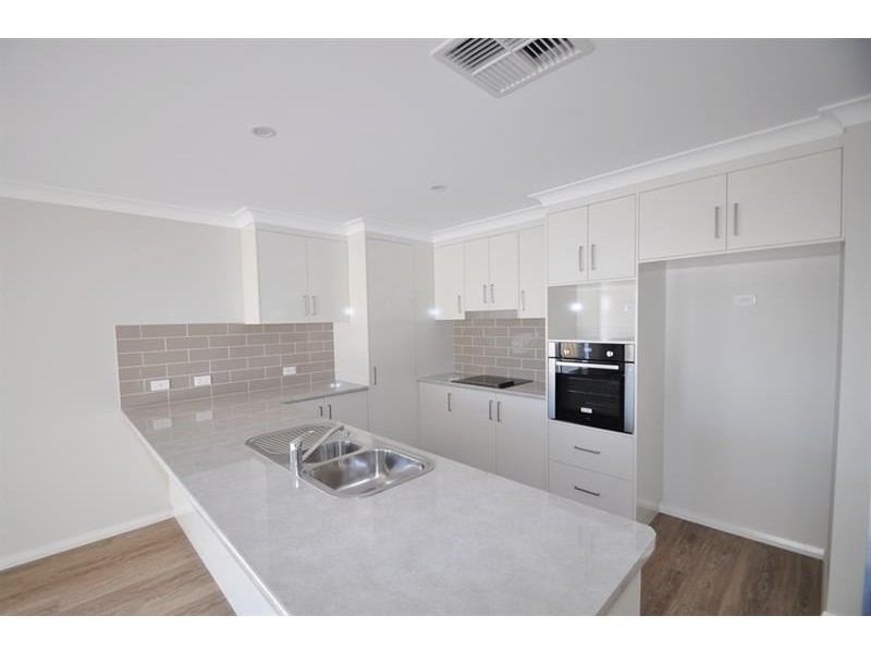 18A Cobbity  Ave, Dubbo NSW 2830