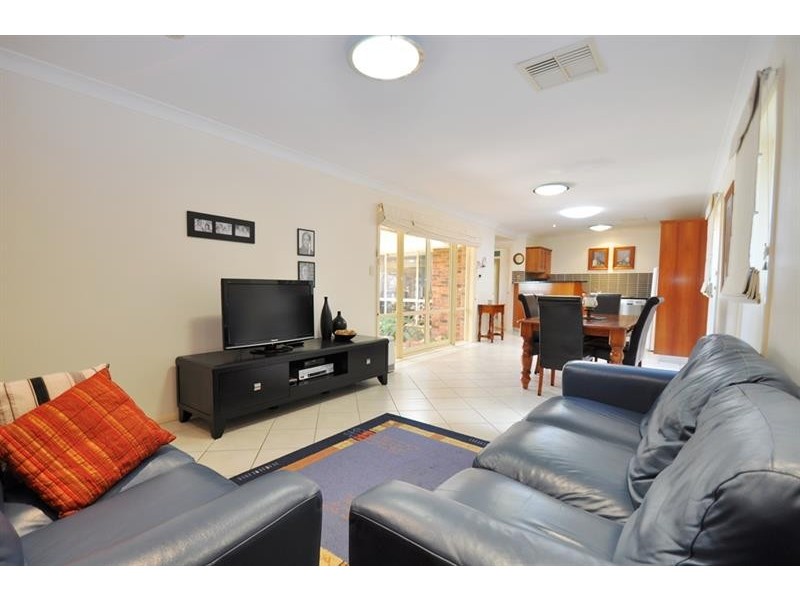 15 Christie  Cl, Dubbo NSW 2830