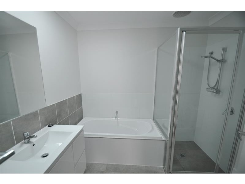 51B Champagne Dr, Dubbo NSW 2830