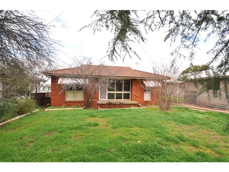 40 Catherine Dr, Dubbo NSW 2830