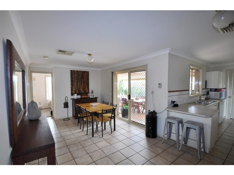 46 Eden Park Ave, Dubbo NSW 2830