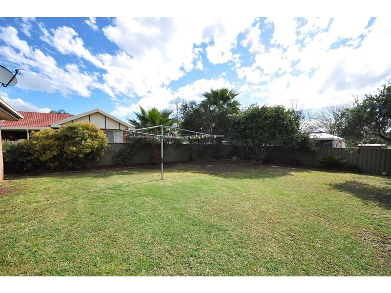 46 Eden Park Ave, Dubbo NSW 2830