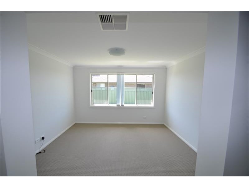 2 Argyle Ave, Dubbo NSW 2830
