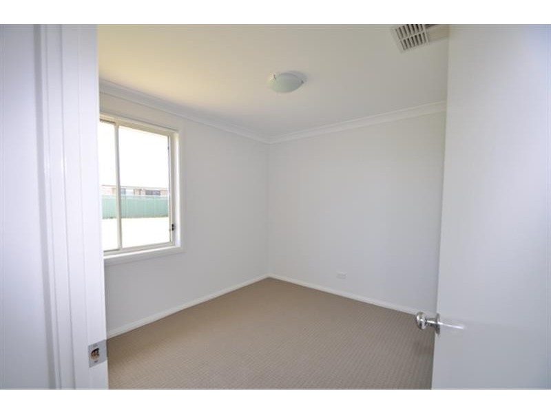 2 Argyle Ave, Dubbo NSW 2830