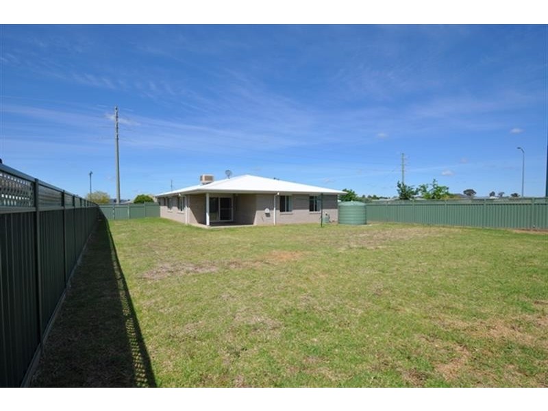 2 Argyle Ave, Dubbo NSW 2830