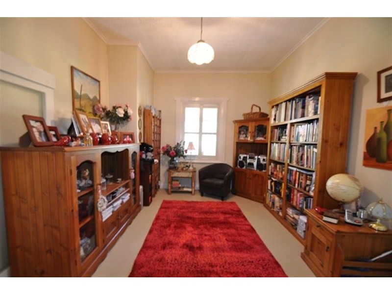 12 Derribong St, Trangie NSW 2823