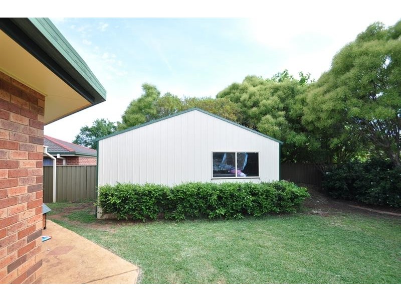 28 Websdale Dr, Dubbo NSW 2830
