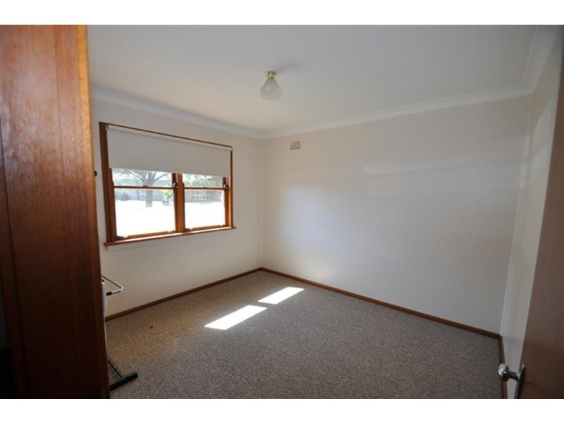 12 Meringo St, Narromine NSW 2821