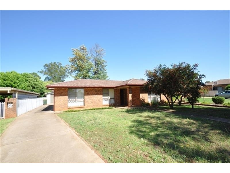6 Curtin Pl, Dubbo NSW 2830