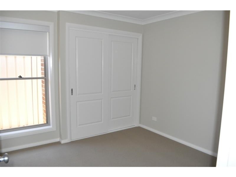 11 Ebor Way, Dubbo NSW 2830