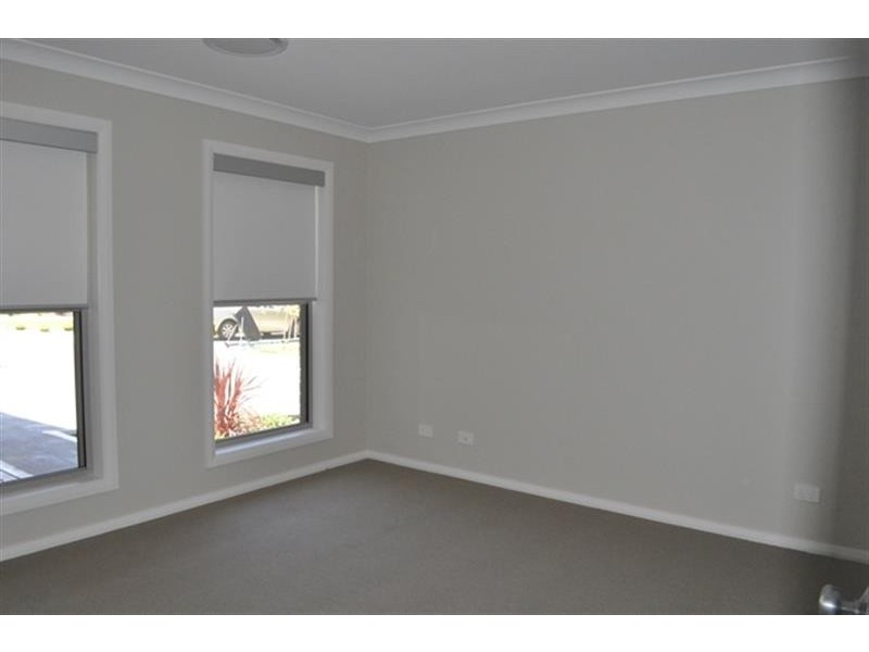 11 Ebor Way, Dubbo NSW 2830