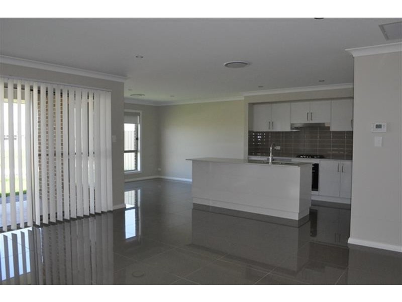 11 Ebor Way, Dubbo NSW 2830