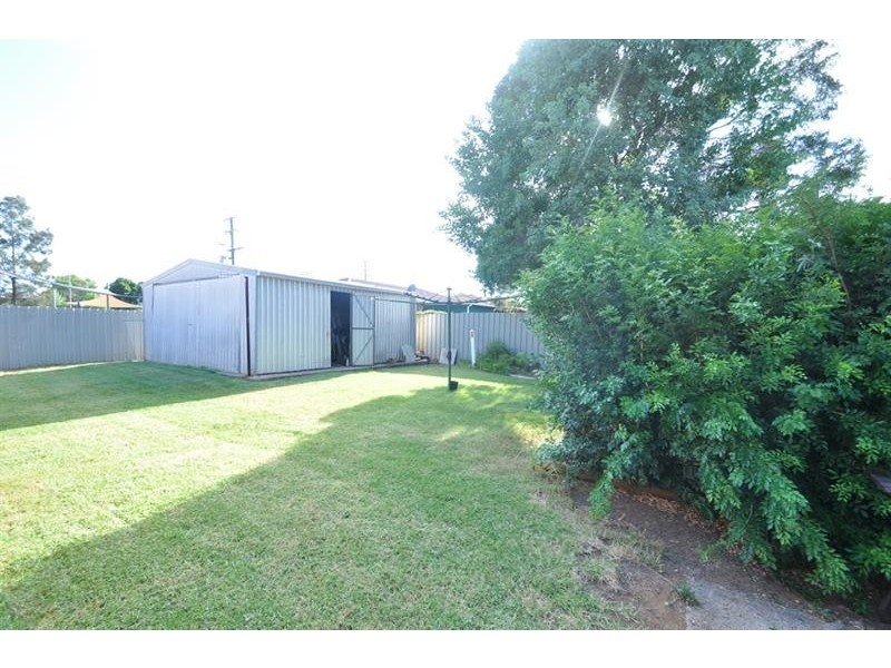 4 Wilson  St, Dubbo NSW 2830