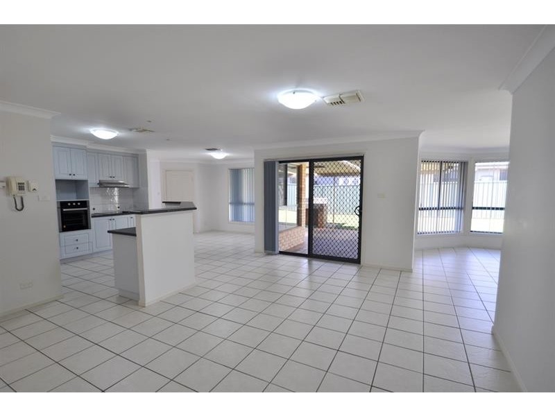 9  Cronin Pl, Dubbo NSW 2830