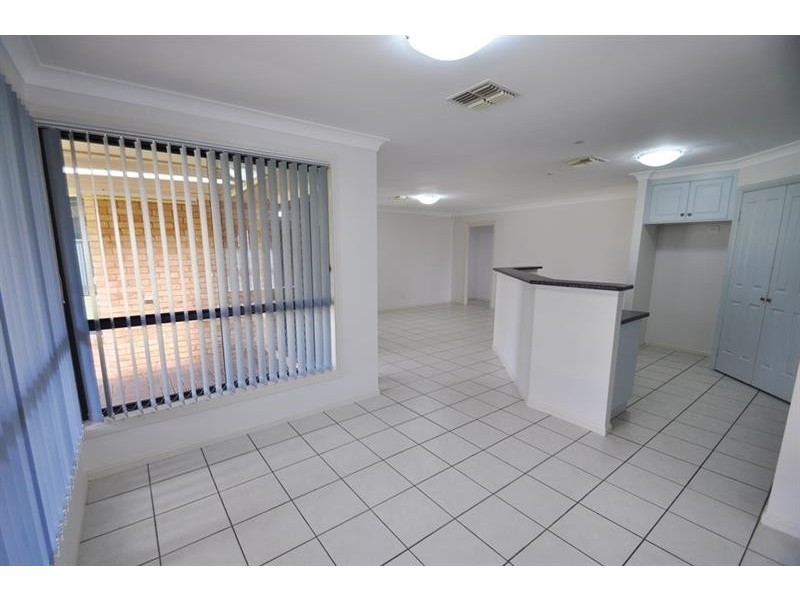 9  Cronin Pl, Dubbo NSW 2830