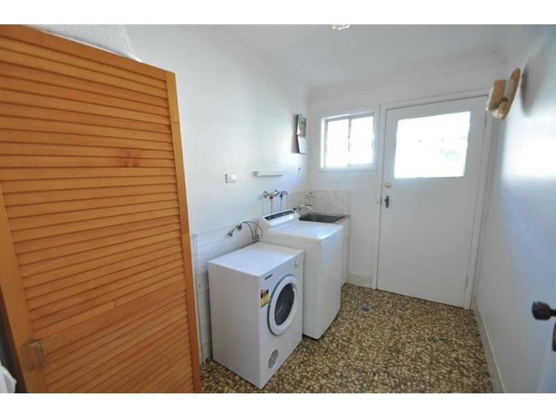 27 Sturt  Cir, Dubbo NSW 2830