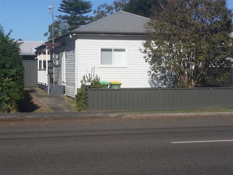 74 Bourke Rd, Ettalong Beach NSW 2257