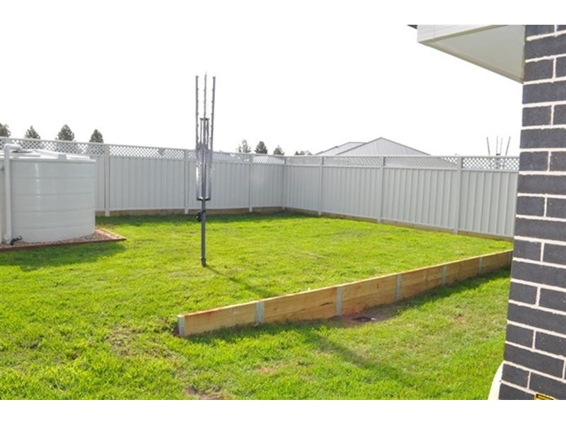 3 Wollombombi Pde, Dubbo NSW 2830
