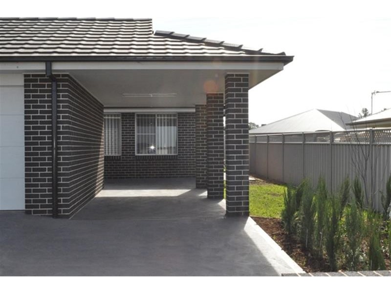 3A Wollombombi Pde, Dubbo NSW 2830