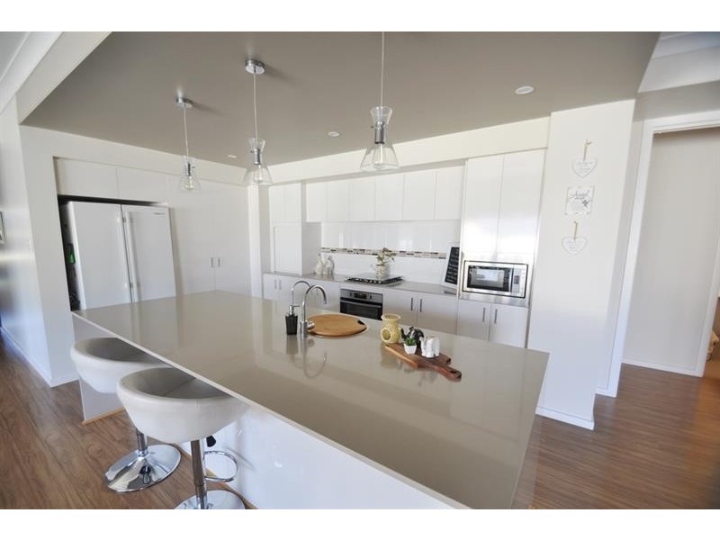 71 Lakeside Cct, Dubbo NSW 2830