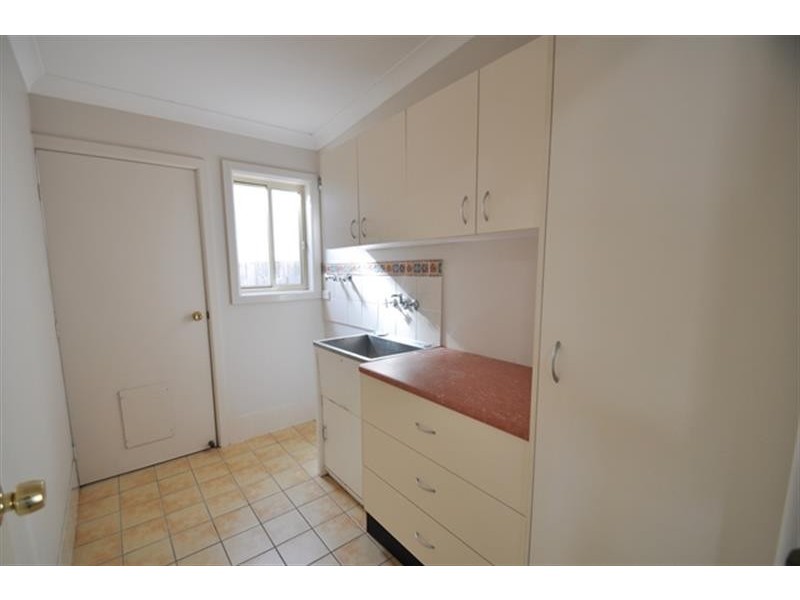 12 Brigalow Ave, Dubbo NSW 2830