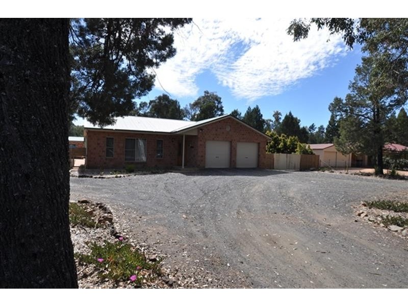 1 Timbara Ct, Gilgandra NSW 2827