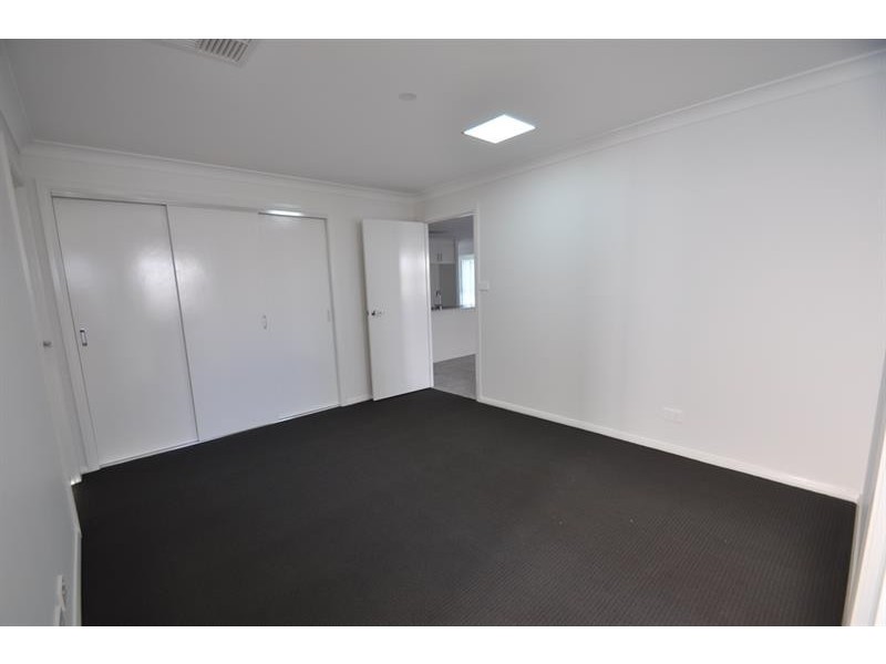 15a Apsley Cres, Dubbo NSW 2830