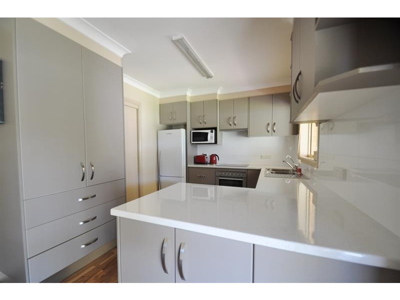 6  Essex  Ct, Dubbo NSW 2830