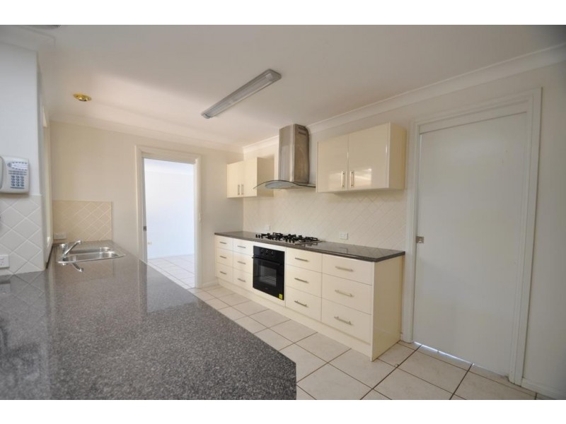 1 Osborne Pl, Dubbo NSW 2830