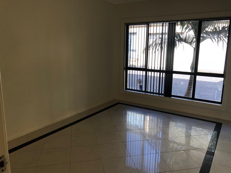 5/15 Hishion Place, Georges Hall NSW 2198