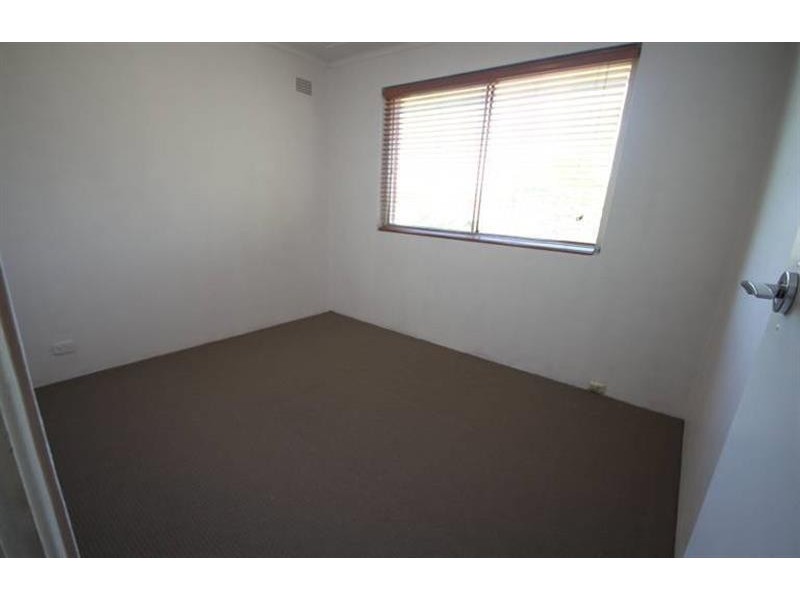 5/34 Flora St, Roselands NSW 2196