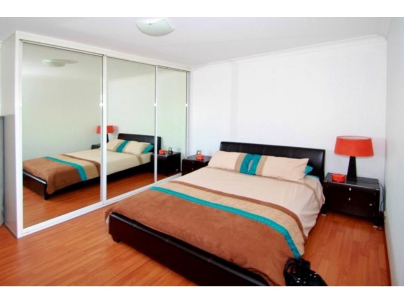 4/28 White Ave, Bankstown NSW 2200
