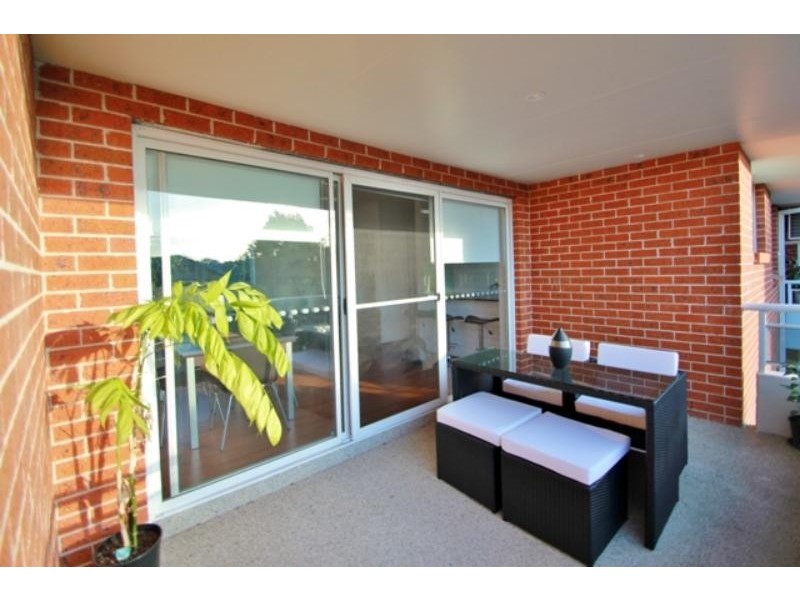 4/28 White Ave, Bankstown NSW 2200