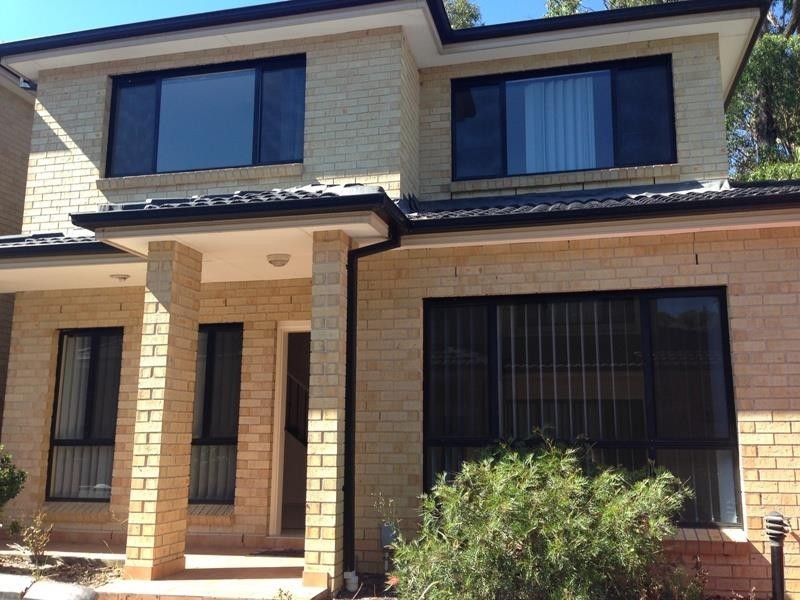 7/105 Bellevue Ave, Georges Hall NSW 2198