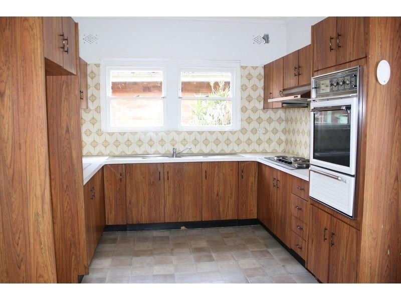 6 Howard Road, Padstow NSW 2211