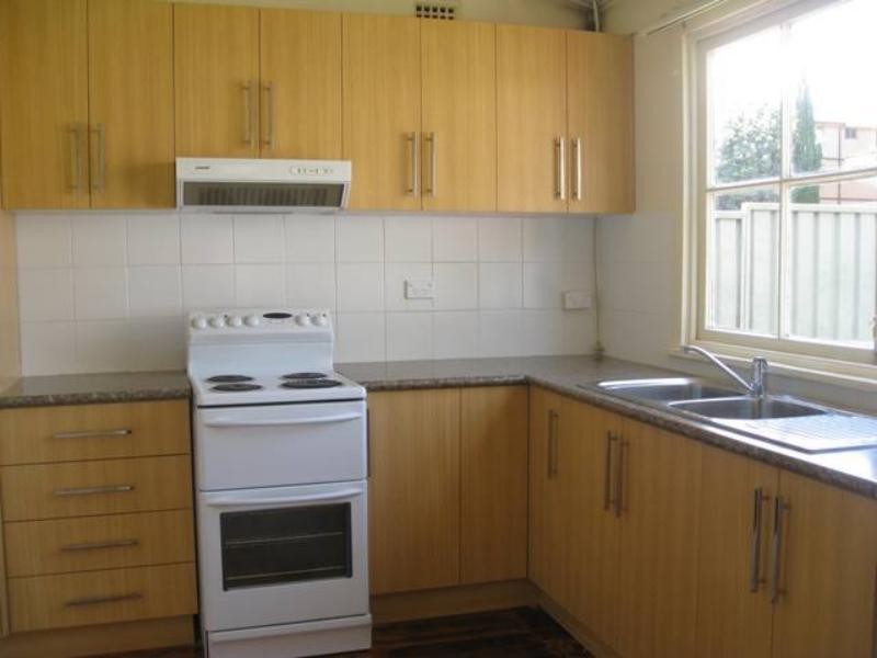 72 Amy St, Campsie NSW 2194