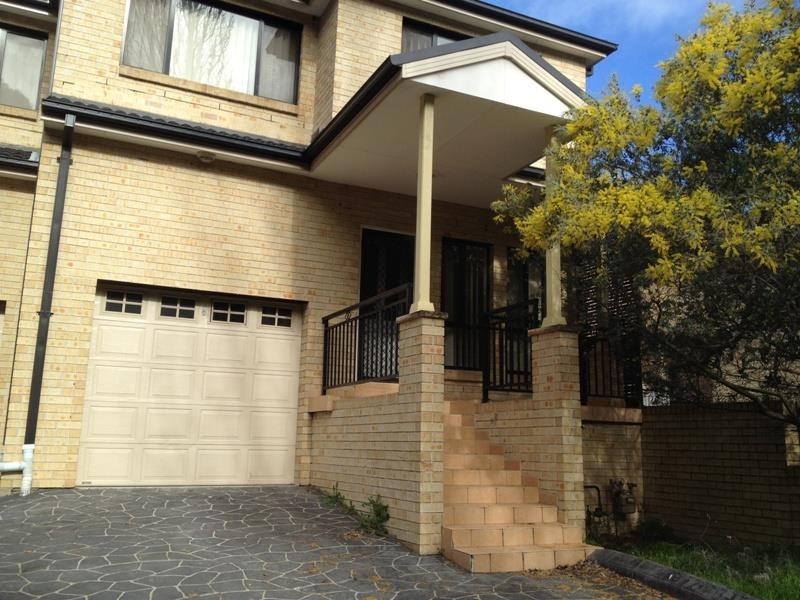 17/105 Bellevue  Avenue, Georges Hall NSW 2198