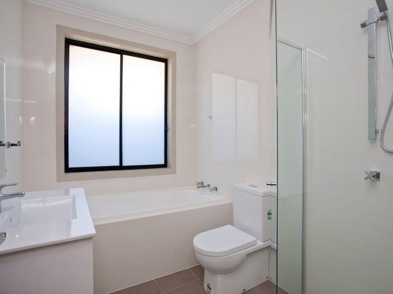 87 Riverbank Dr, The Ponds NSW 2769