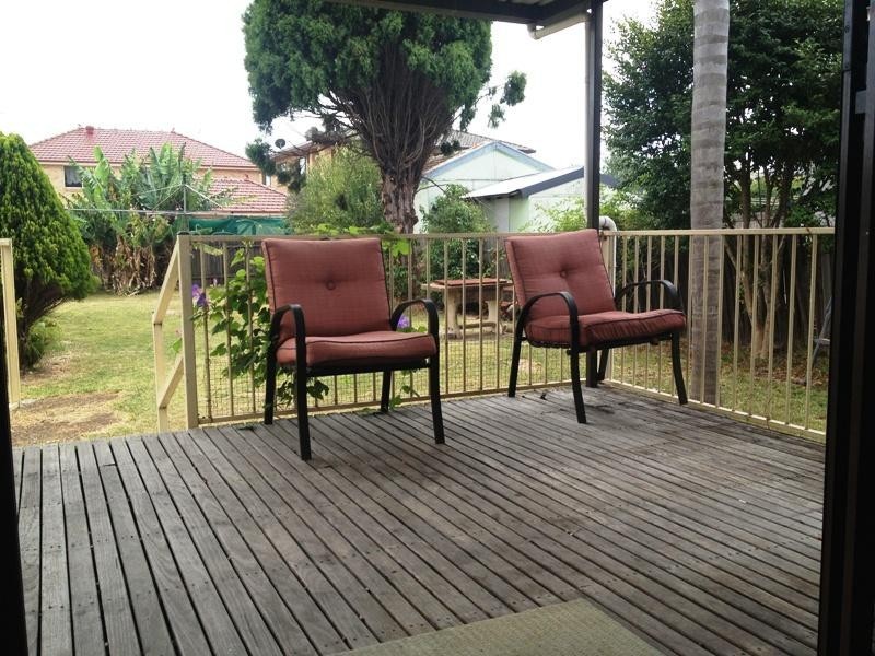 27 Daphne Ave, Bankstown NSW 2200