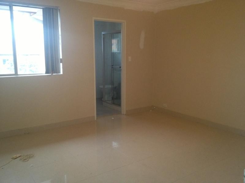 2/74 Amy St, Campsie NSW 2194