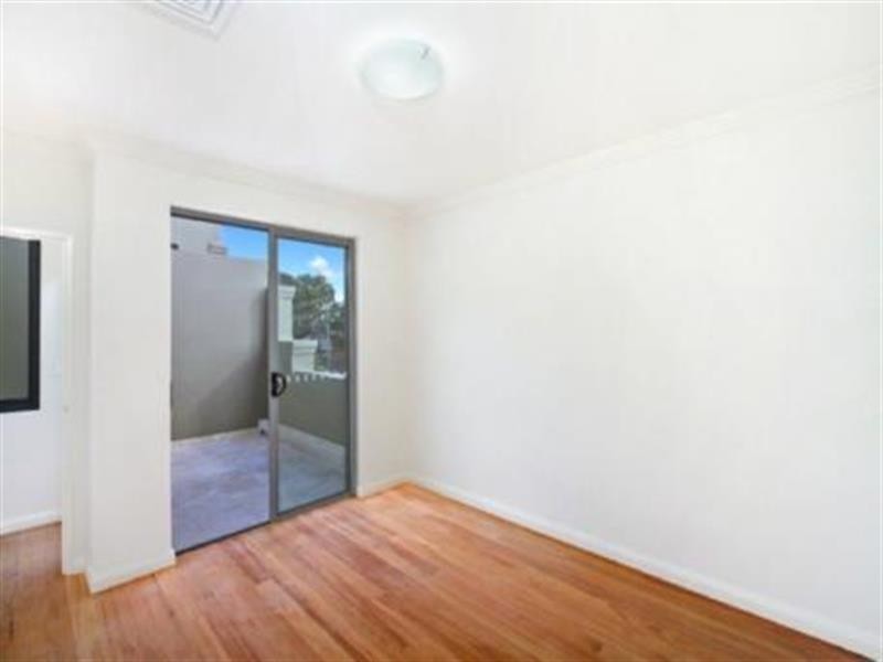 13/42-44 Gibbens St, Camperdown NSW 2050