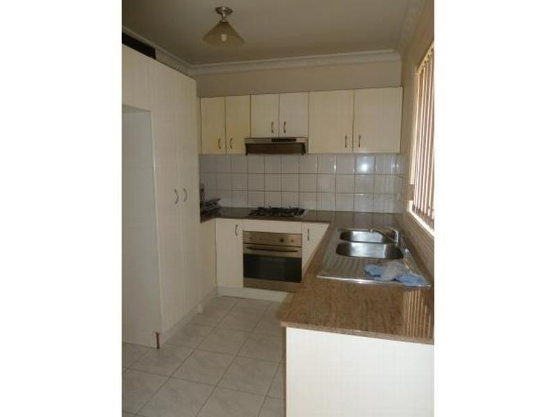 6/1 Margaret St, Greenacre NSW 2190