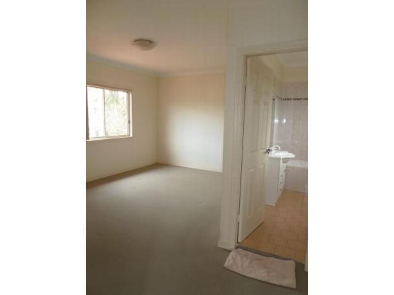 6/1 Margaret St, Greenacre NSW 2190