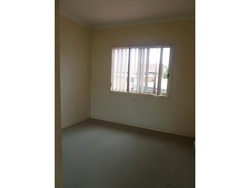 6/1 Margaret St, Greenacre NSW 2190