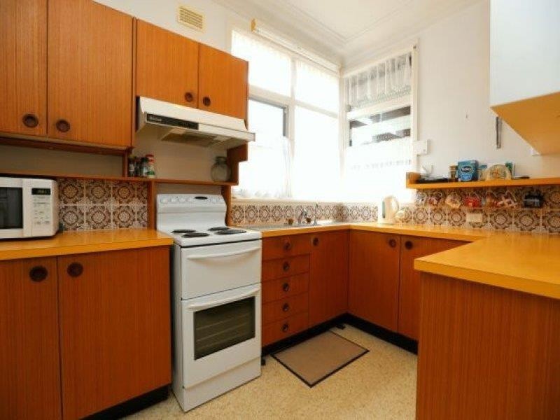 50 Greenway Pde, Revesby NSW 2212