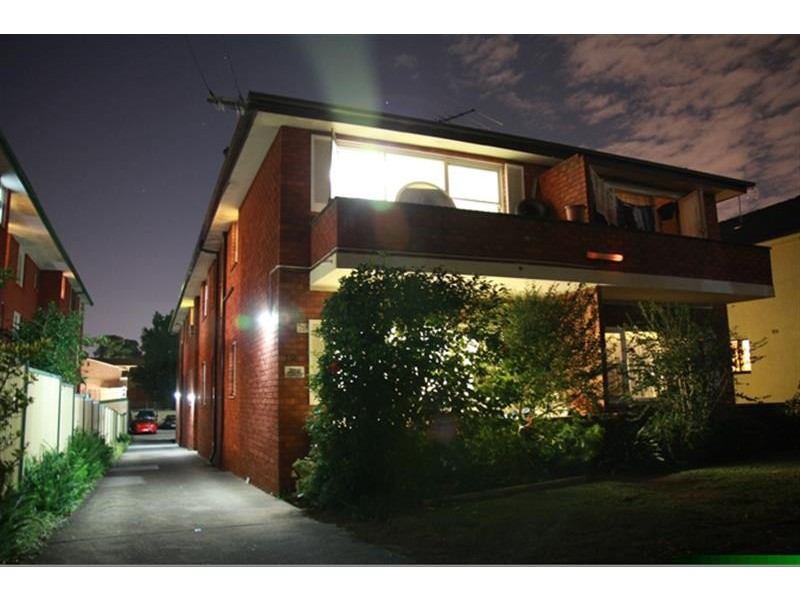 4/12 Renown Ave, Wiley Park NSW 2195